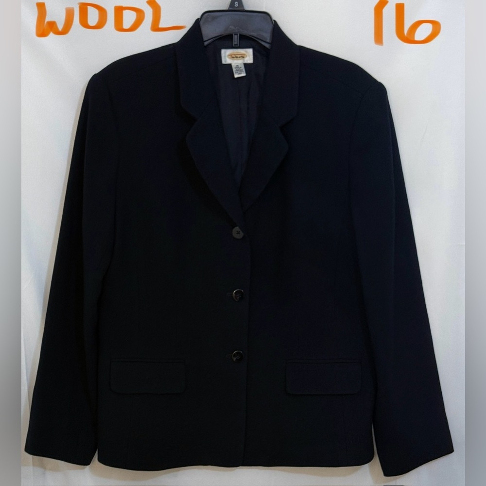 Vintage Talbots Women's 💯% Wool Black Blazer